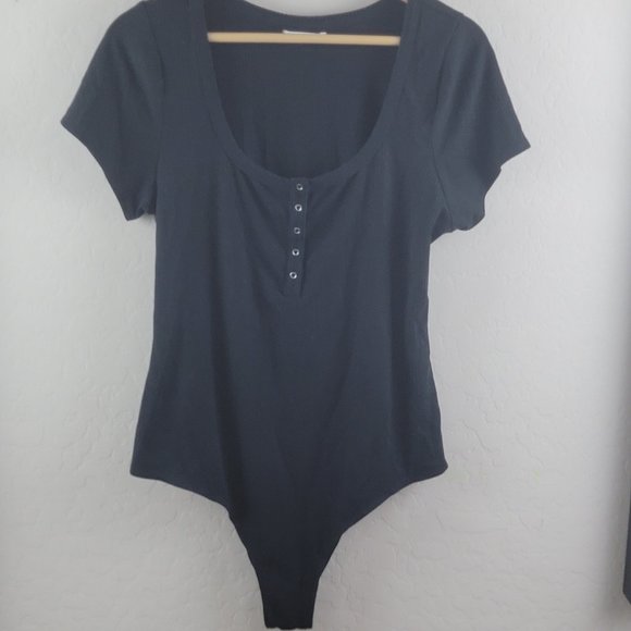 Reformation Rawson Body Suit in black - Picture 5 of 10